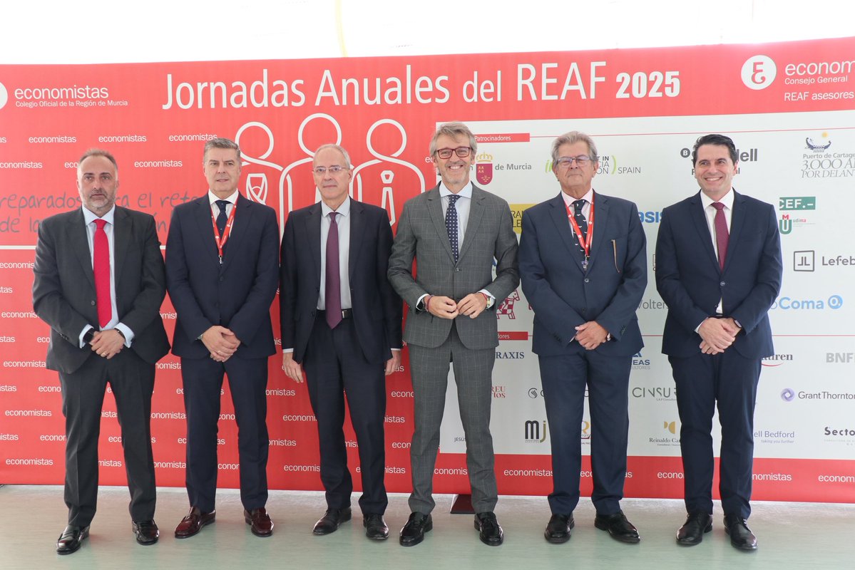 📸 Clausura de las Jornadas Anuales del Registro de Economistas Asesores Fiscales (REAF)

<a href="/luismaringonzal/">Luis Marín</a> “Cartagena ha reunido durante dos días a los mejores profesionales del ámbito económico y tributario de nuestro país.”