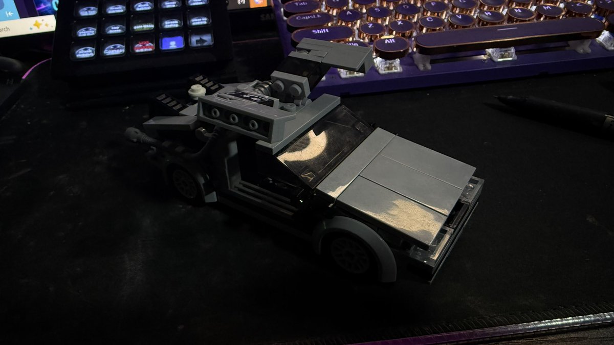PhenomousG's tweet photo. The final build from today's stream!!! let's go!!! Finished the whole build in one stream!!! #twitchstreamer #ninerealms #lego #fyp #BackToTheFuture https://t.co/zR0xTpCsLS
