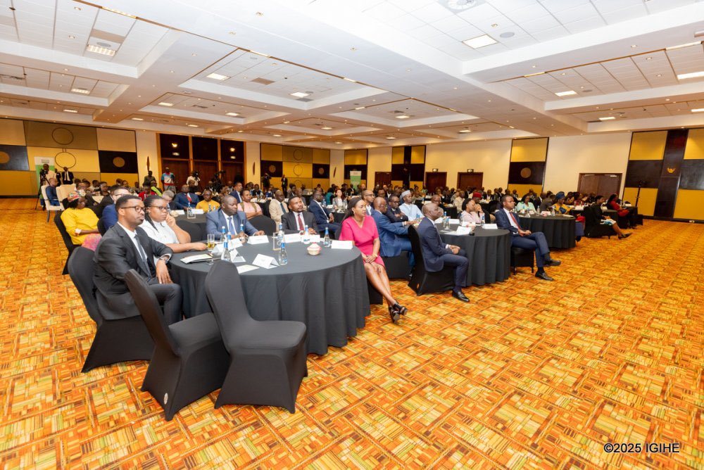 L’Office Rwandais en charge de la Gouvernance (#RGB) a présenté ce 31 octobre les résultats de l’enquête annuelle sur la gouvernance, connue sous le nom de #Rwanda Governance Scorecard (RGS).

Cette 12ᵉ édition met en lumière les performances du pays dans différents piliers de