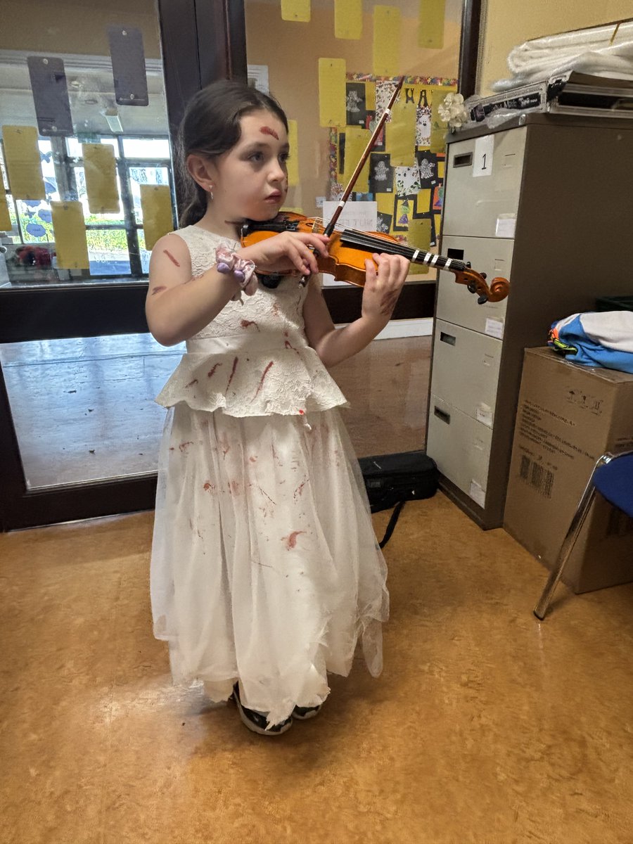 Violin and viola students from Laragh National School in their Halloween costumes.

Clíona Ryan - violin
Tadhg Lehane - viola
Muireann Lynch - viola
Íde Lynch - viola
Chloe McLaughlin - violin
<a href="/DenisLeamy/">Denis Leamy</a>