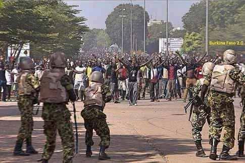#Burkina- 31 octobre 2014. 11 ans. Un vendredi midi.  La fin d'un régime de 27 ans. 
#Lwili #TL226