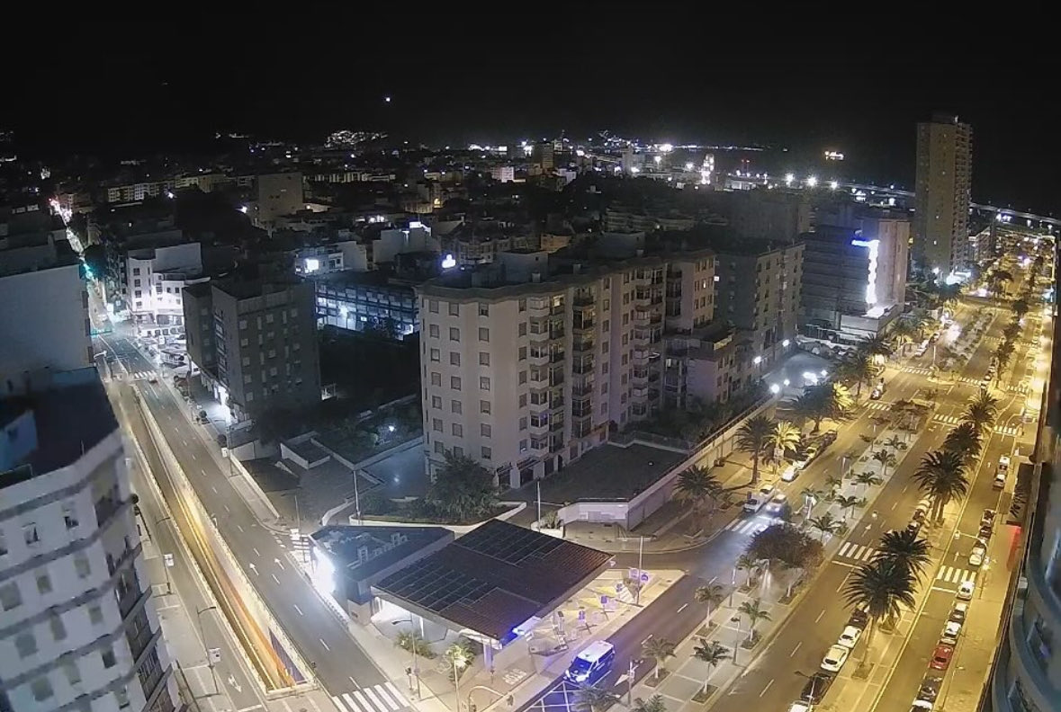 ¡Hoy Santa Cruz de Tenerife se llena de tradición, disfraces y muchos sustos!🎃🎃👻👻

La ciudad se tiñe de los colores del Halloween y todos salen disfrazados a disfrutar de la noche 🎉🎶 

👉 canariaslife.com

#Halloween #SantaCruzDeTenerife