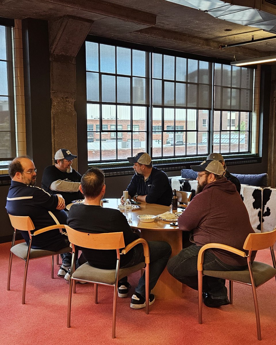 PKWARE's tweet image. We fired up the ovens once again for our annual Make Your Own Pizza Party at PKWARE headquarters in Milwaukee! 🍕

#PKWARE #PizzaParty #PKWARELife #TeamBuilding #CompanyCulture #WorkFun