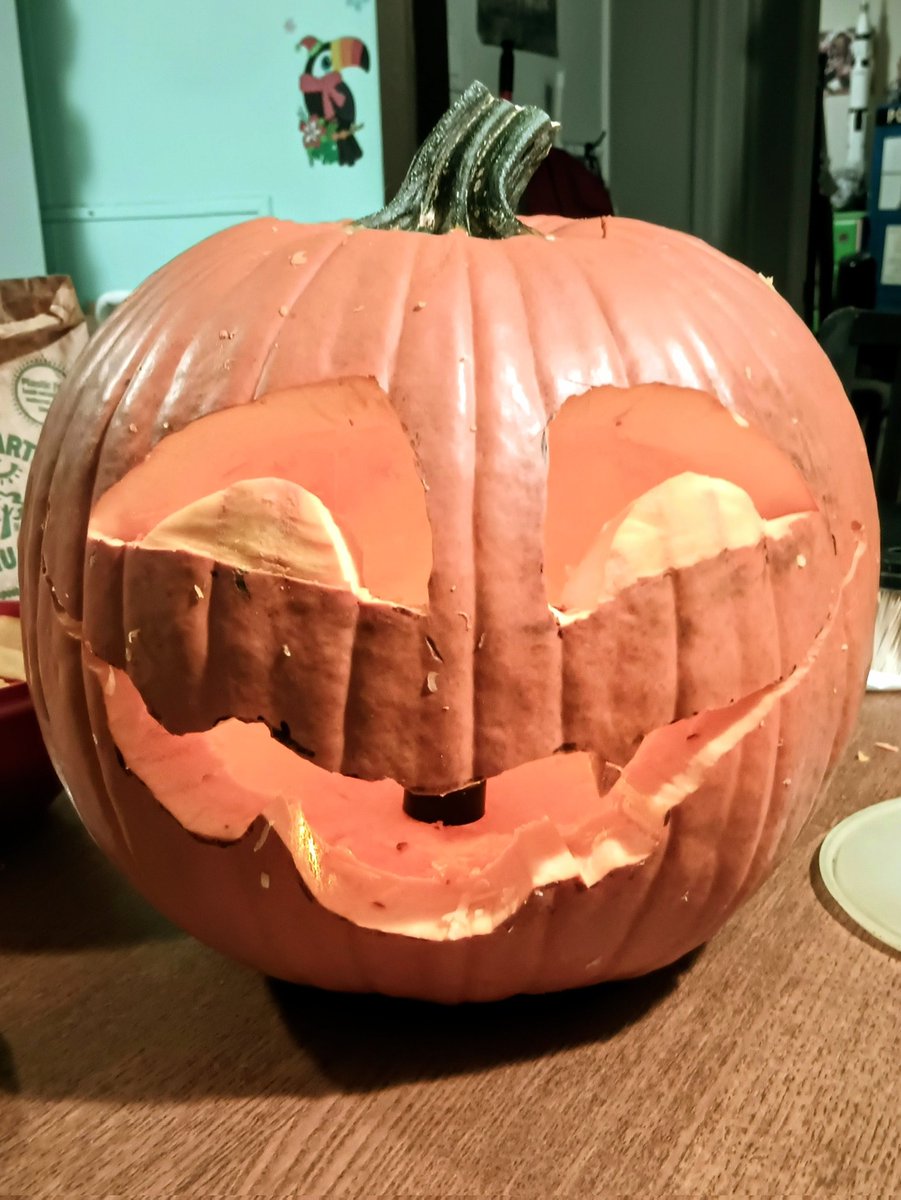 Robolap's tweet photo. HAPPY SPOOK NAIT https://t.co/VTBaTg9rtJ