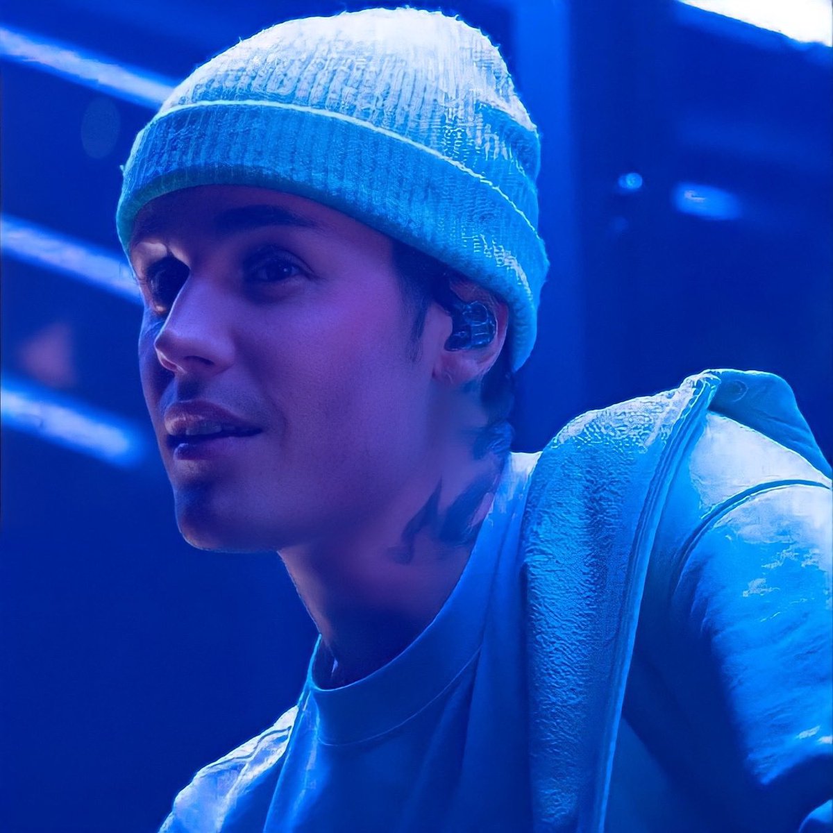 Justin Bieber speaks about touring and getting burnt out from it:

“I think I’ve just touring for so long, that even the idea of touring at this point in my life seems so daunting. I think I always start out loving it but then I get super burnt out. I think at this point in my