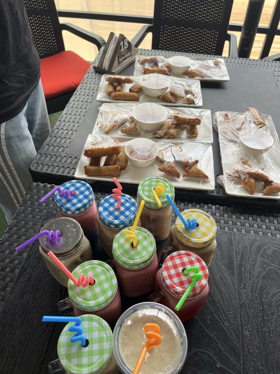 unclewunderr's tweet image. Hyperliquid Ng Port Harcourt meet up was all about one on one interactions, learning ,vibes, community and smiles.

Special thanks to @hl_hackathon @pear_protocol @AlliedToasters for making this possible.

Privileged to lead this bunch!