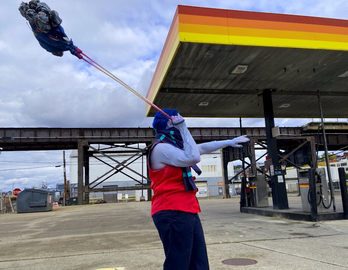 ✨ sorcerer’s output 🗻 tweet media