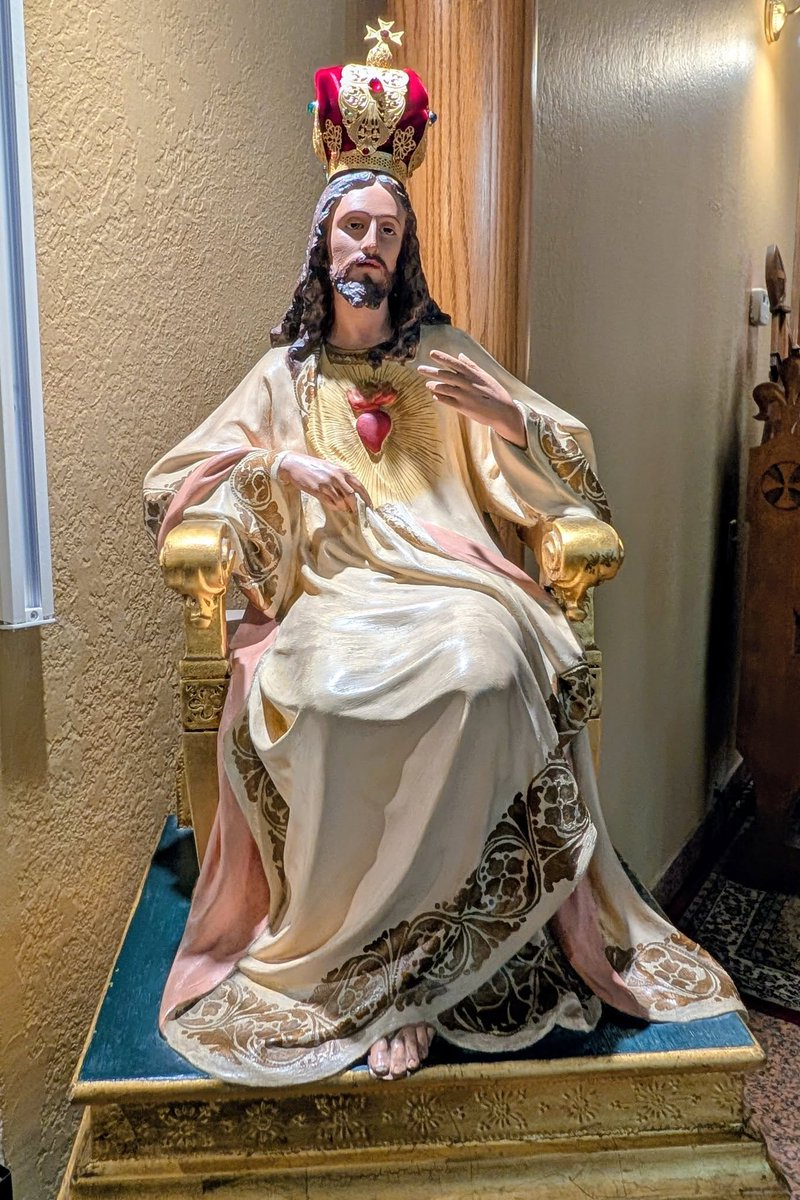STRCngr's tweet photo. Sweet Heart of Jesus be my love. https://t.co/FRrltH17iZ