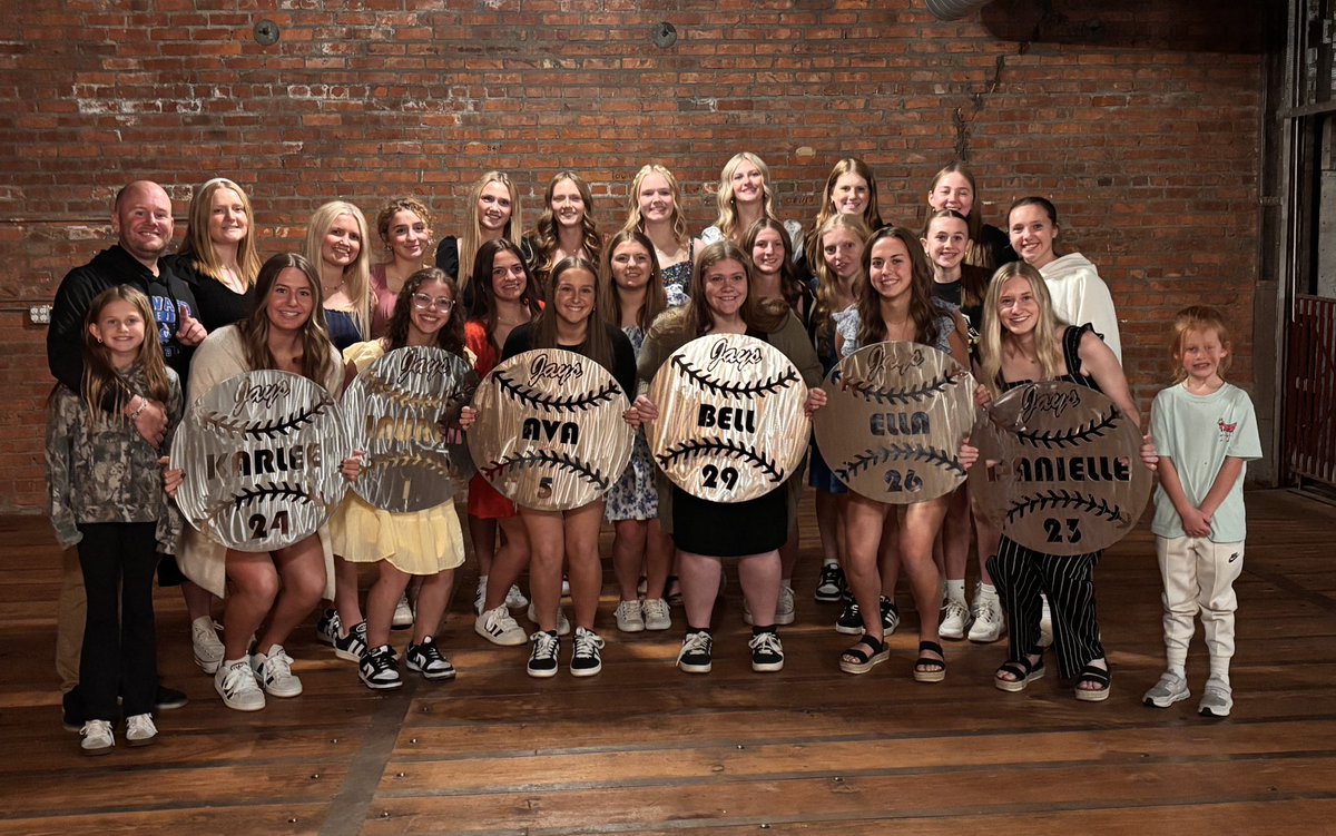 Seward Softball tweet media