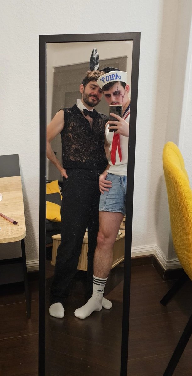 Come celebrate Halloween with us with some drinking game night !! 🎃👻

twitch.tv/Greatlamb