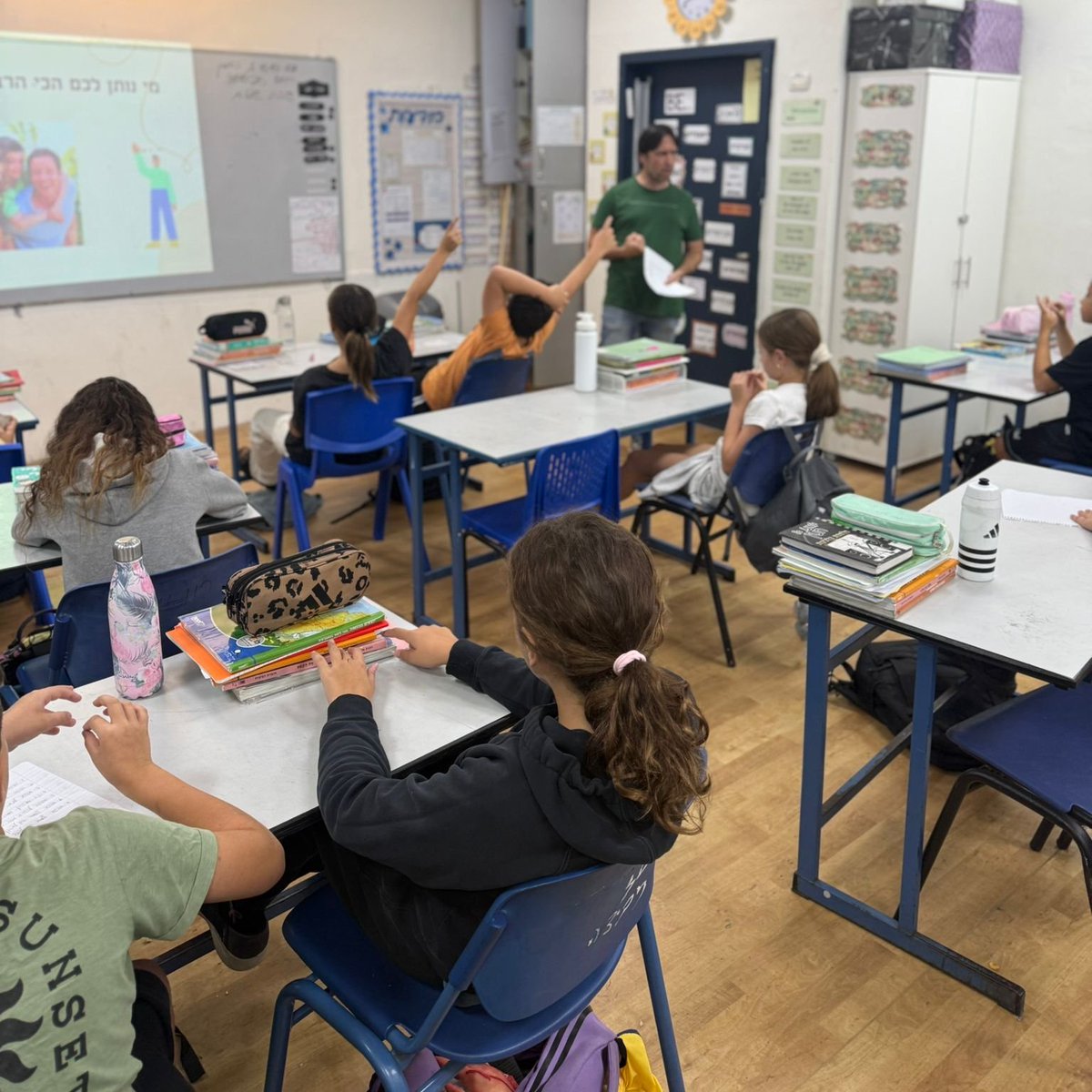 Today we spoke with 5th graders about Hasbara, explaining Israel.
About telling our story, who we are, what we stand for, and why it matters.
Through the discussion, we discovered three essential truths:

1️⃣ Why it matters:
Hasbara is important for the same reason we explain