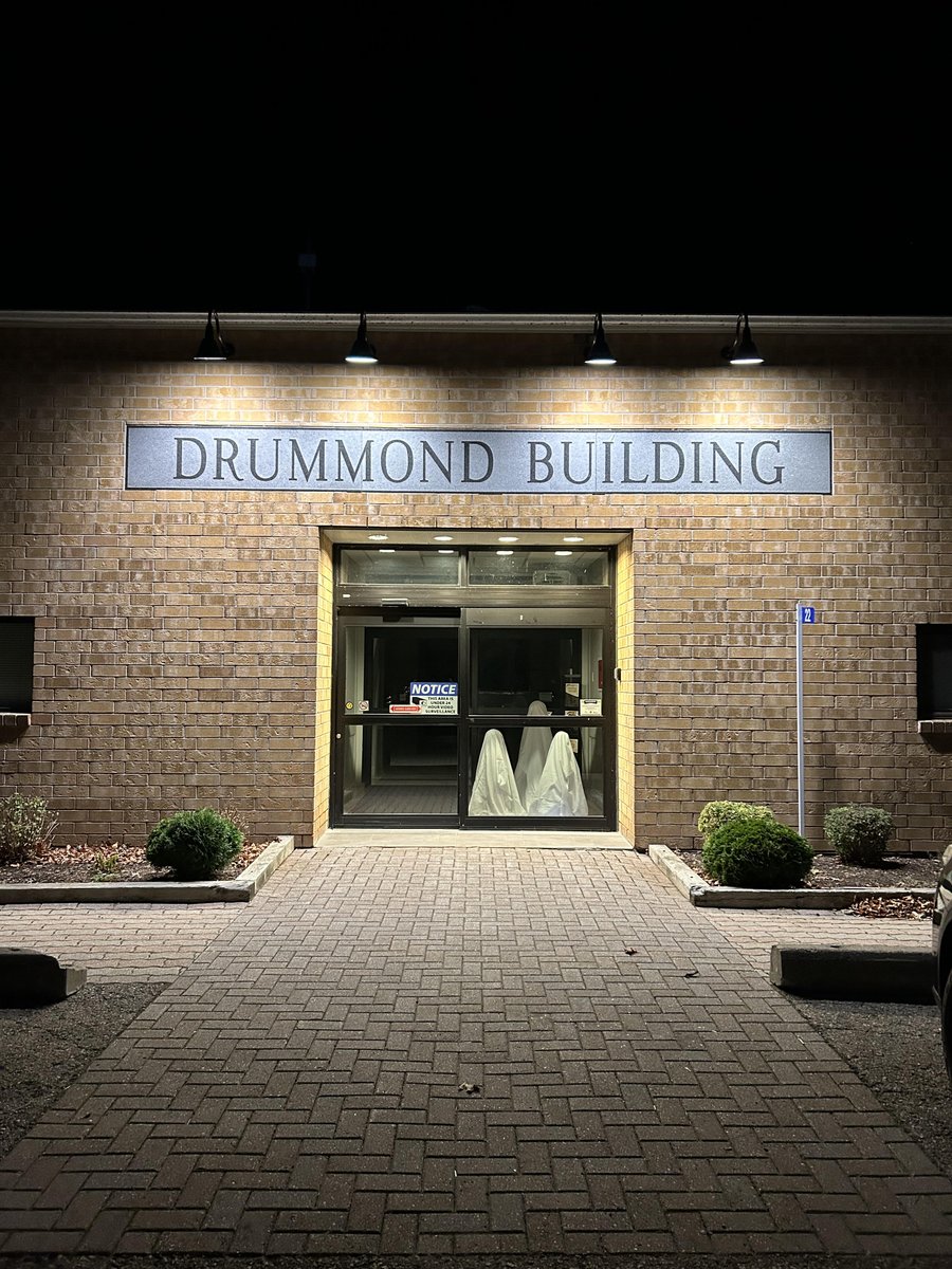 Our ghostly guests wanted to remind everyone to have a spook-tacular Halloween.

Stay safe, have fun… if you hear eerie laughter near the barns, it’s probably just our volunteers still cleaning up from Fair weekend.

Happy Halloween from the Spencerville Fair!