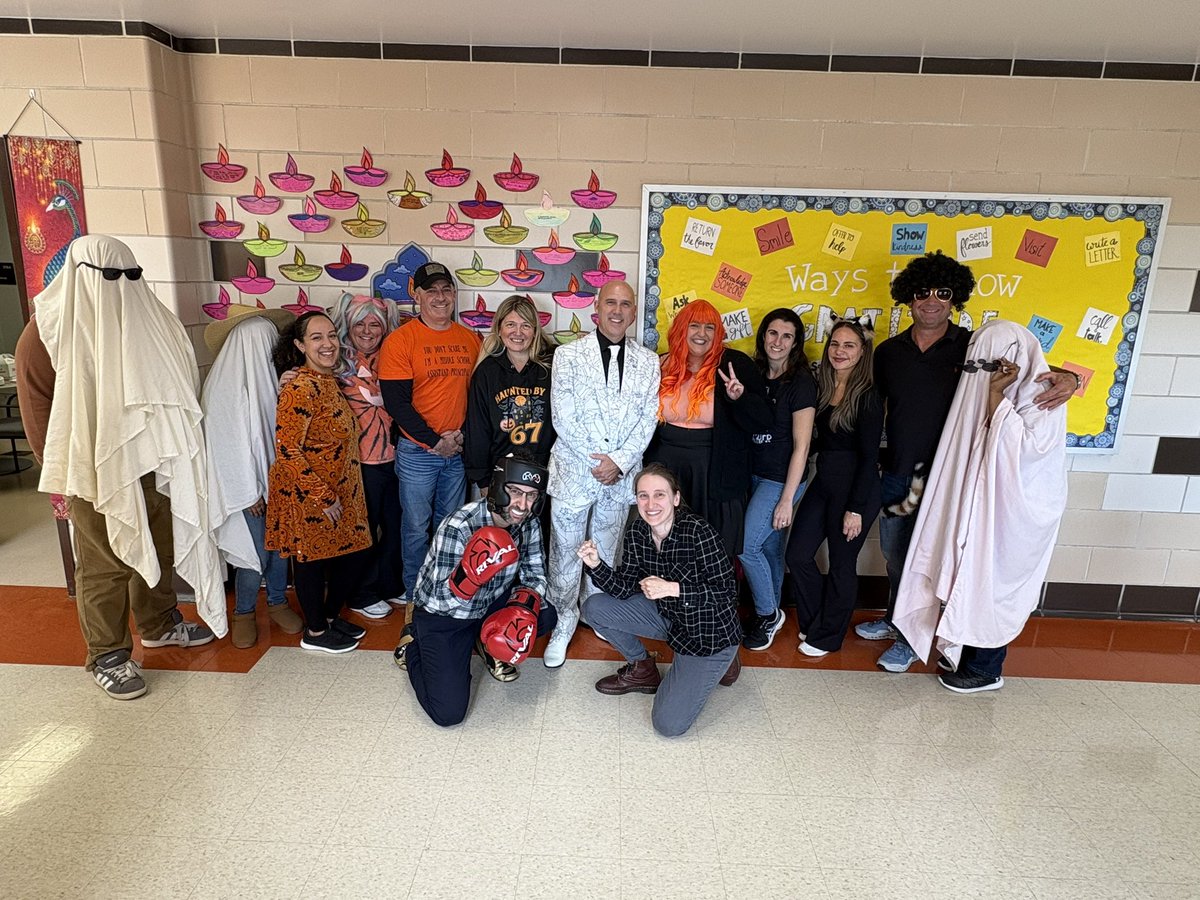 When you work with the best staff and a truly amazing school community, it doesn’t feel like work! Happy Halloween!! 🎃🎃<a href="/D27NYC/">Community School District 27</a> <a href="/NYCDOE/">NYC Dept of Ed</a> <a href="/FollowCSA/">CSA</a>