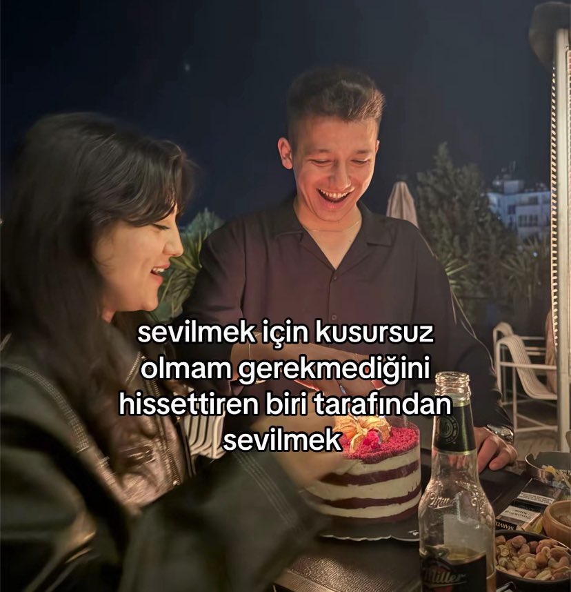 Alya (@alyareckles) on Twitter photo 