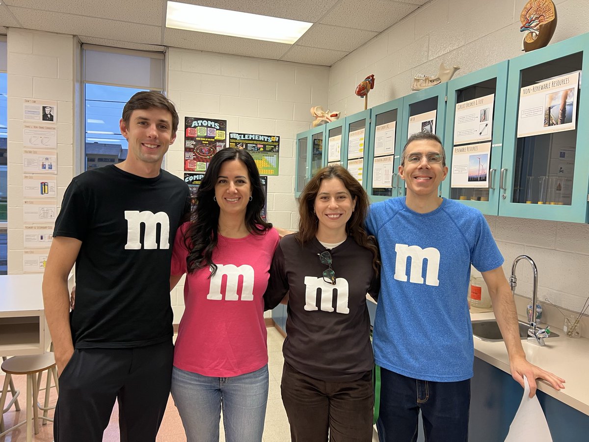 Happy Halloween from the #SPXScienceDept! 🎃👻<a href="/StPiusXOCSB/">St. Pius X High School</a>