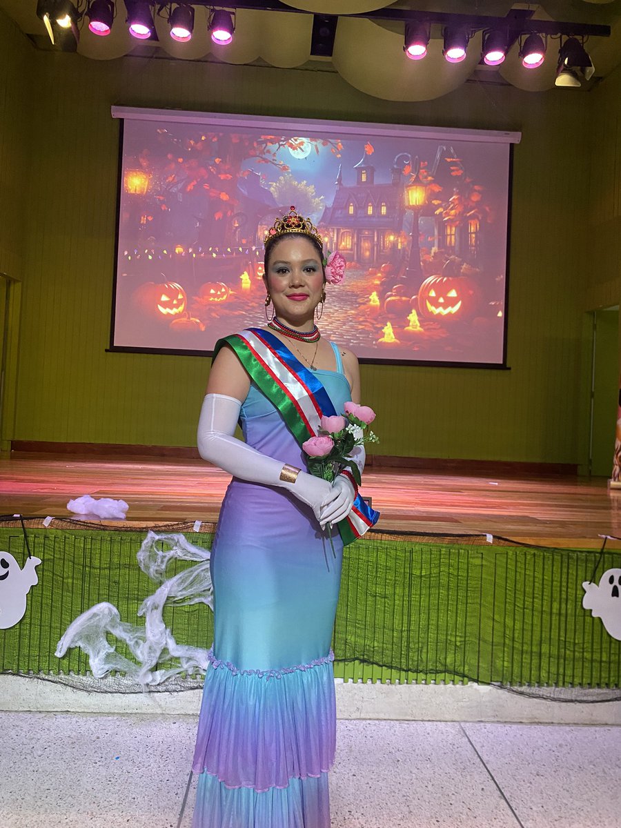 Más Caleña que Jovita. 

Así dice mi perfil.