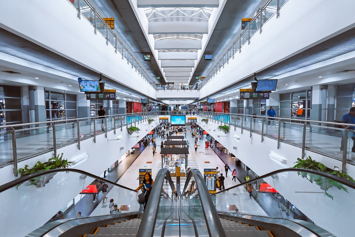 Hoy cumplimos 18 años conectando historias. Esta administración seguirá  impulsando el turismo y el comercio, dignificando cada servicio para construir una terminal cada vez más moderna y cercana a la gente.