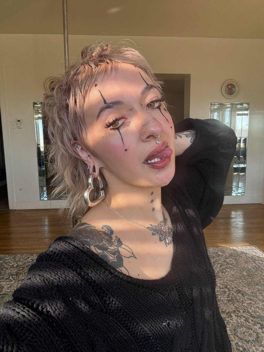 amigomezc's tweet image. it’s ween