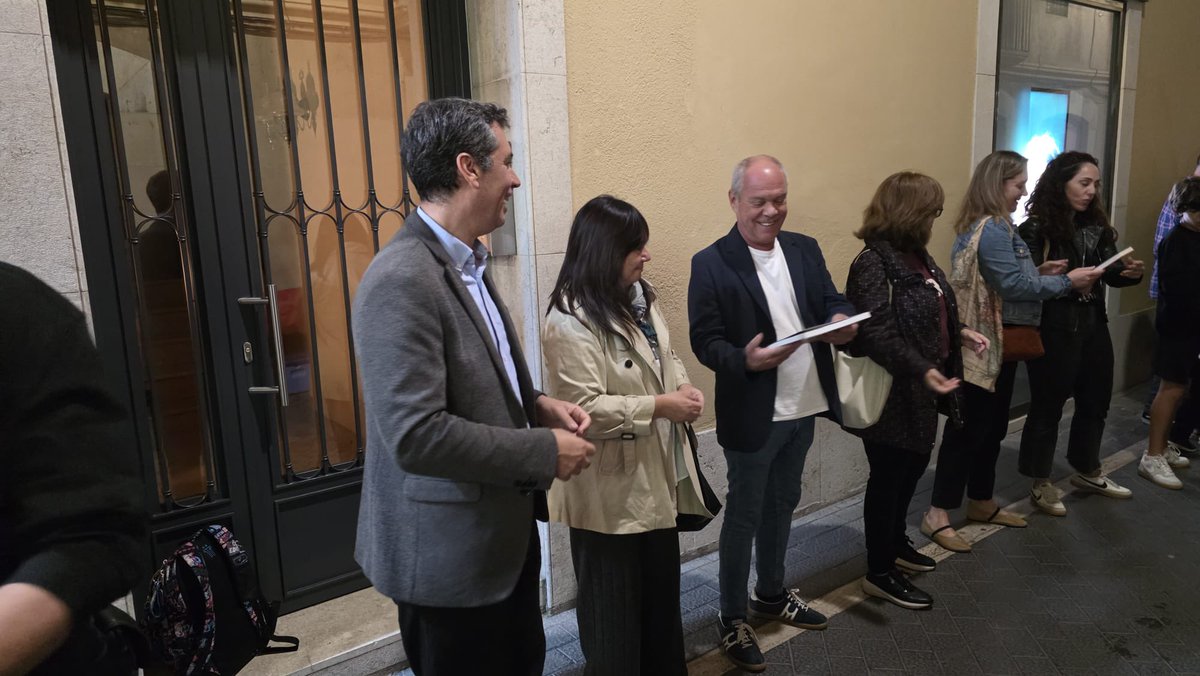 Kenneth Martínez tweet media