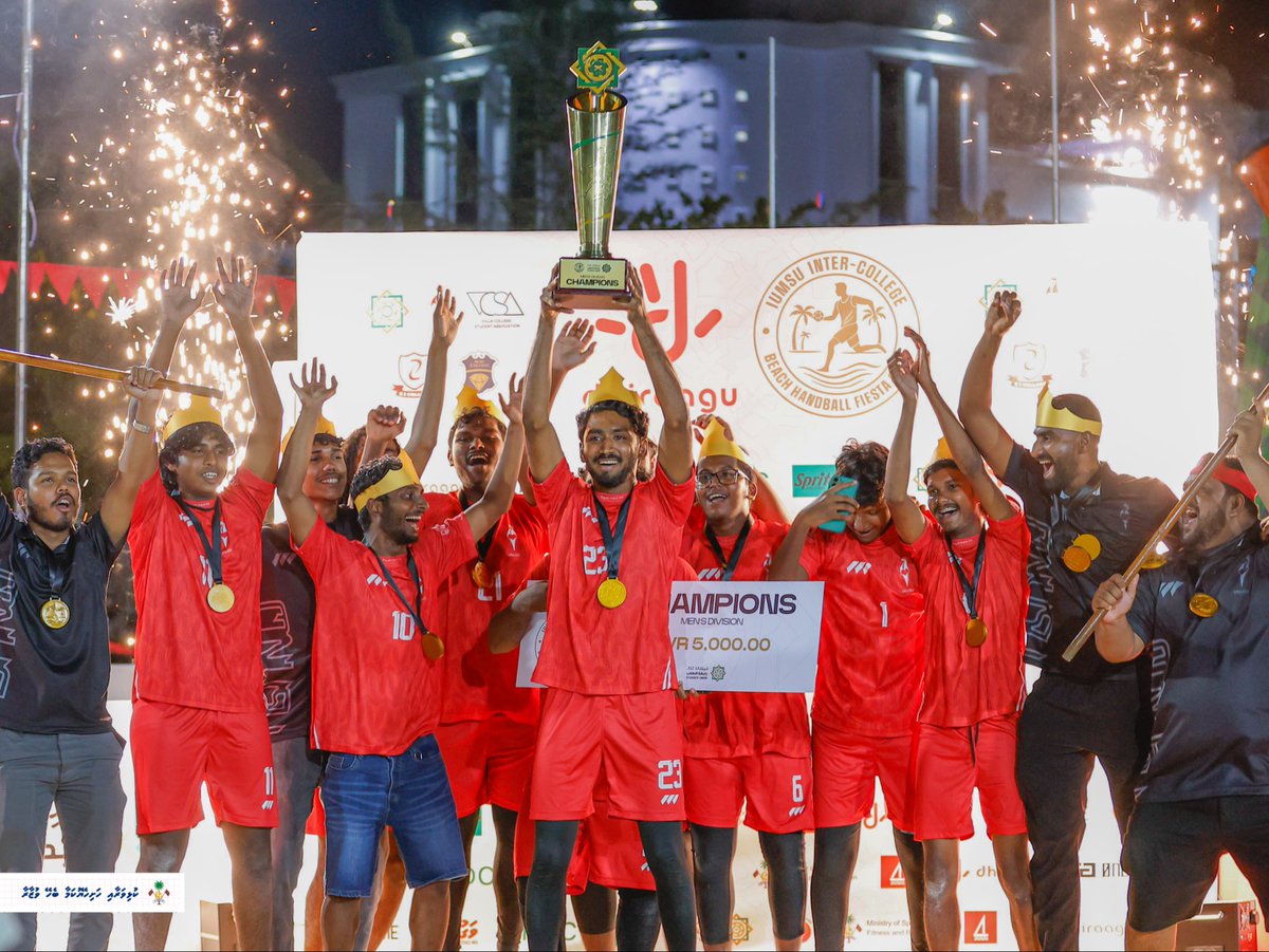 Commissioner of sports Mohamed tholal attended the closing ceremony of Dhiraagu IUMSU Beach Handball Fiesta 2025