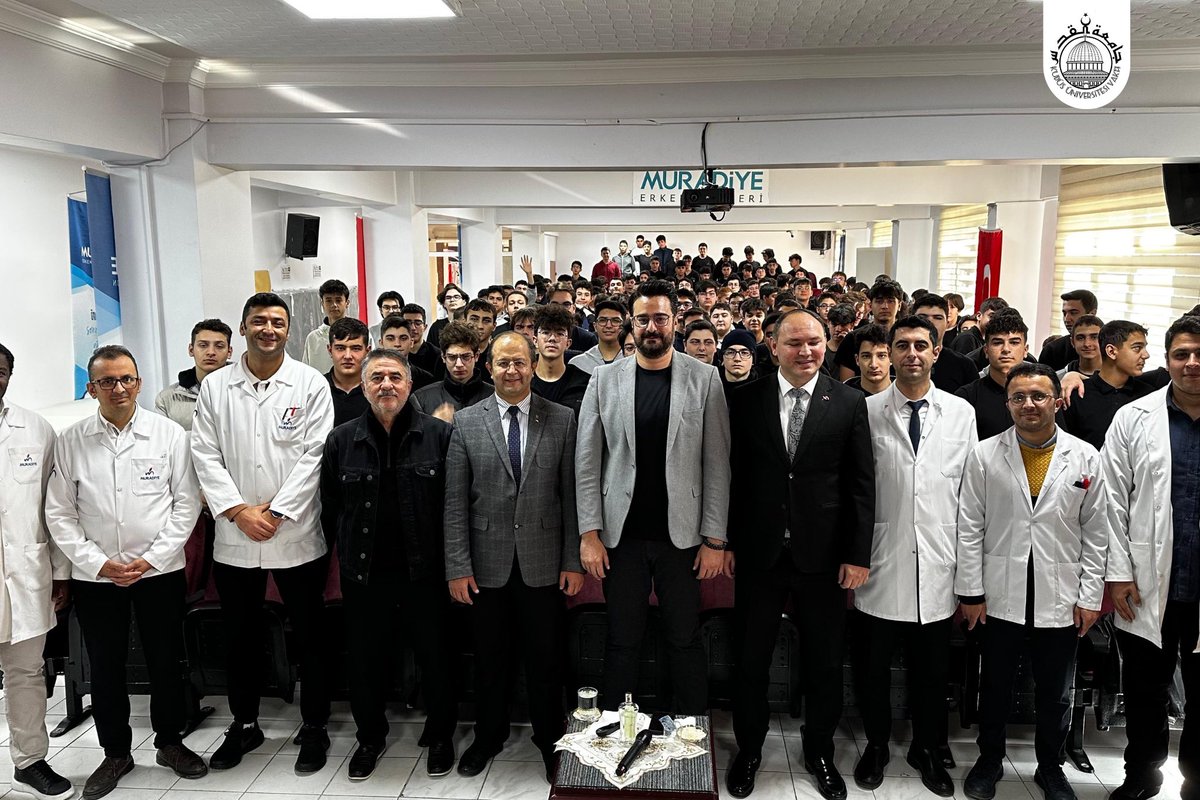 kudusunivakif's tweet photo. Bu anlamlı program vesilesiyle
okul idaresine, kıymetli öğretmenlerimize ve tüm öğrencilerimize misafirperverlikleri için teşekkür ederiz.

✨ “Kudüs davası gençliğin omuzlarında yükselecek.” https://t.co/9rAGY0Zcwt