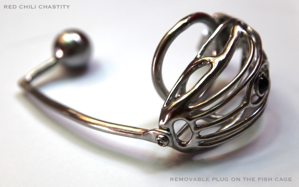 Another way to connect your cage’s movements to your ass — the removable plug of the Fish cage.
More versatile than the plug-on-base-ring, it also helps keep the cage hidden between your thighs. 😈
cage-de-chastete.com/en/fish-cage/