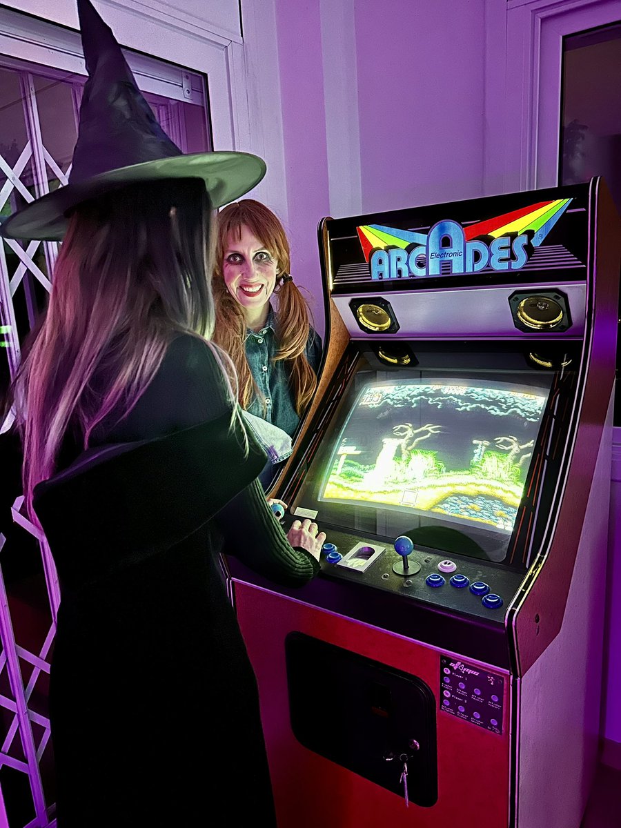 turk182es's tweet image. Joyeux Halloween à tous !!!

#Retroblog #Retro #Retrogaming #Oldies #Vintage #Halloween2025 #Halloween  #Arcade #Recreativas #Jeuxvideo #Videogames