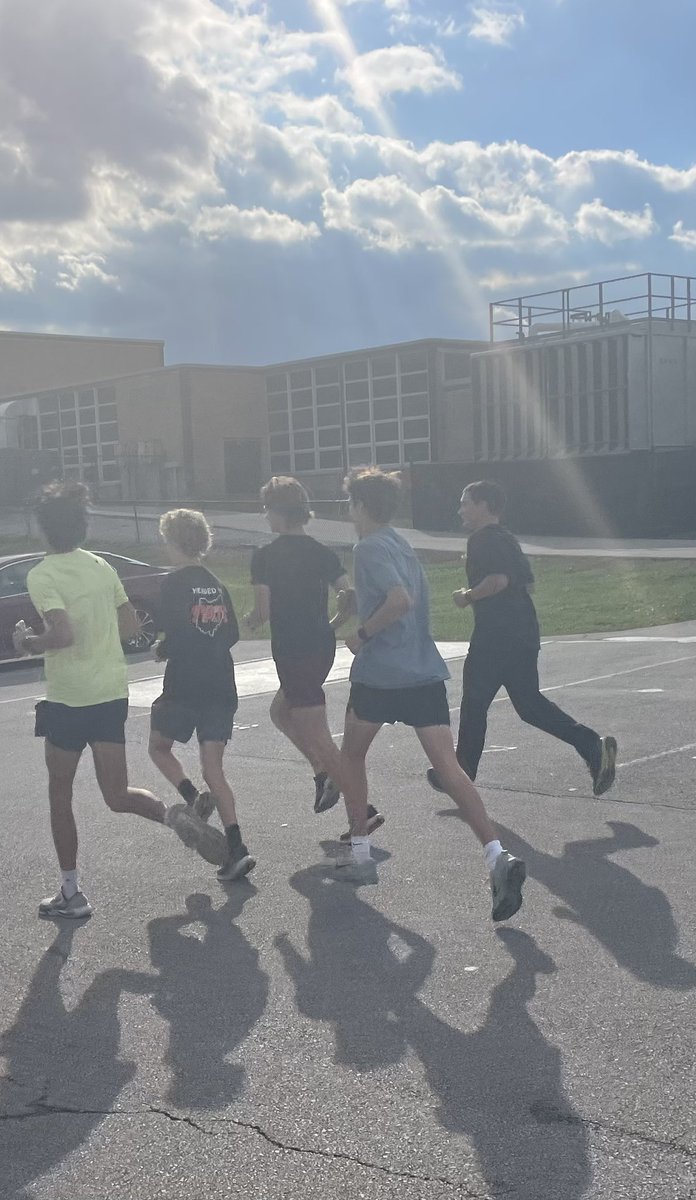 Kerry Lee tweet media