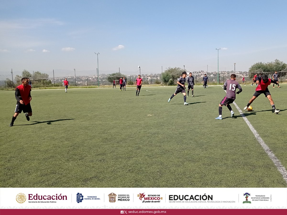 🌟Liga de Fútbol Rinos ⚽️ 🦏
🌟¡Uniendo carreras a través del deporte! 🌟
Hoy se llevó a cabo el partido entre Logística y Sistemas Computacionales, correspondiente a la 7ma. Jornada. Fue un encuentro lleno de suspenso y adrenalina, que culminó con un marcador 1-1. 
#YoSoyTESCI