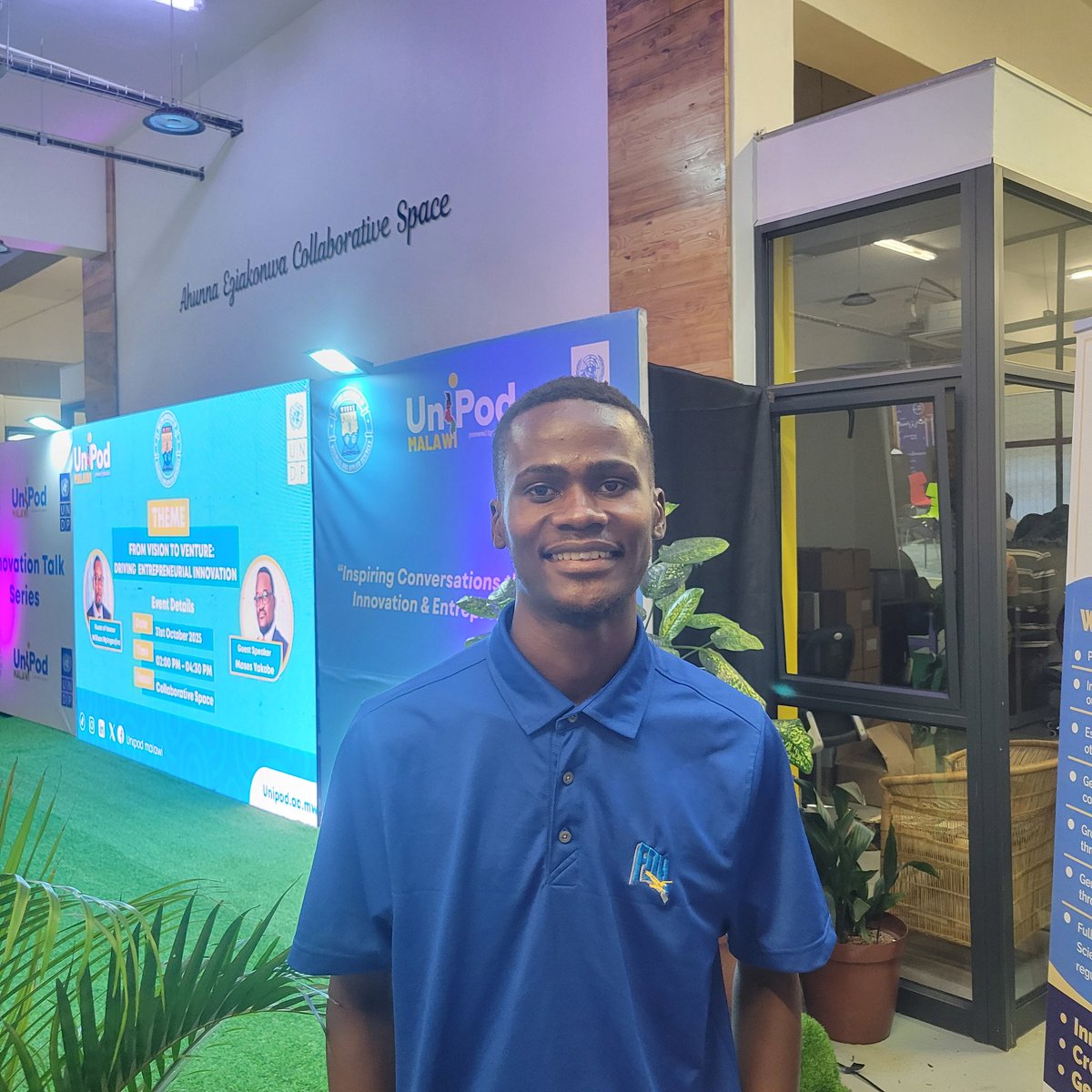 SekeranSemphere's tweet photo. Just attended the 🔥 UniPod Talk Series at MUBAS!  
Theme: From Vision to Venture 🚀  
💼 Guest of Honor: William Mpinganjira, CEO @FdhBank  
💡 Guest Speaker: Moses Yakobbe, Founder @pakwathu Concept

Powerful insights on building ventures with purpose &amp; innovation https://t.co/JUi58xZL4C