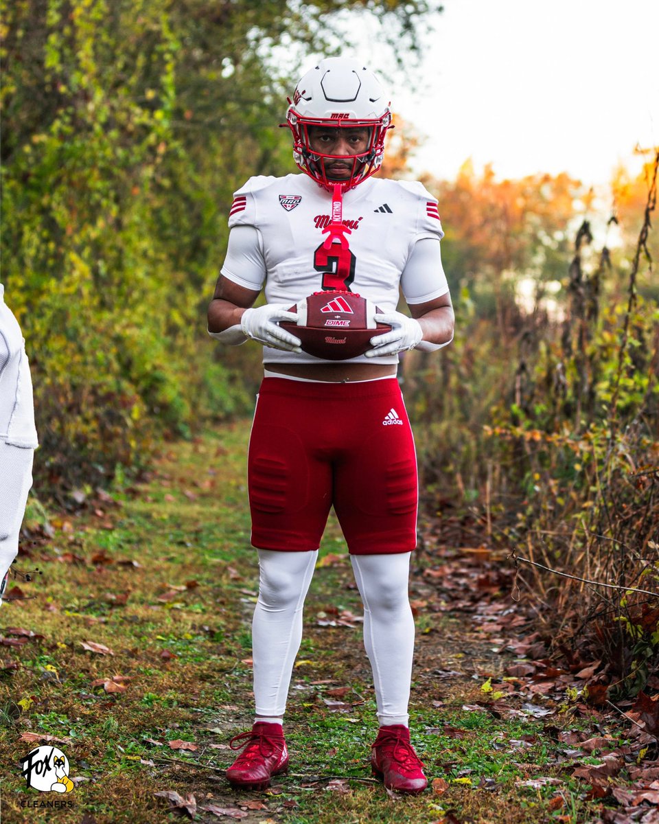 Threads for Tuesday👀

#RiseUpRedHawks | 🎓🏆