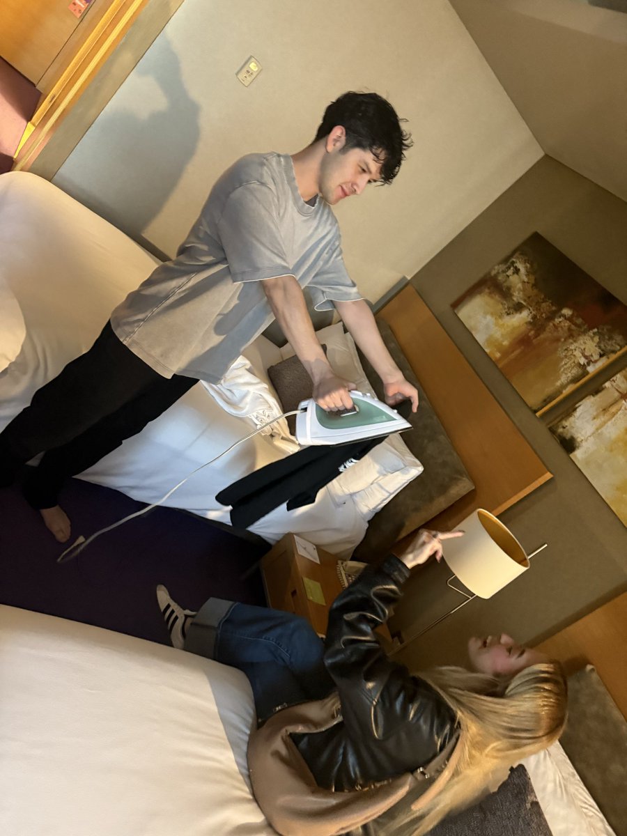 Empiezan las bombas soy machista en acción 💣🍞 él empezó con esto.