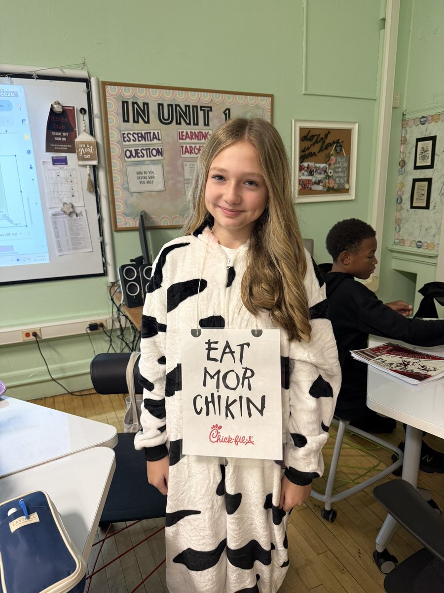 Tracey Hanes tweet media