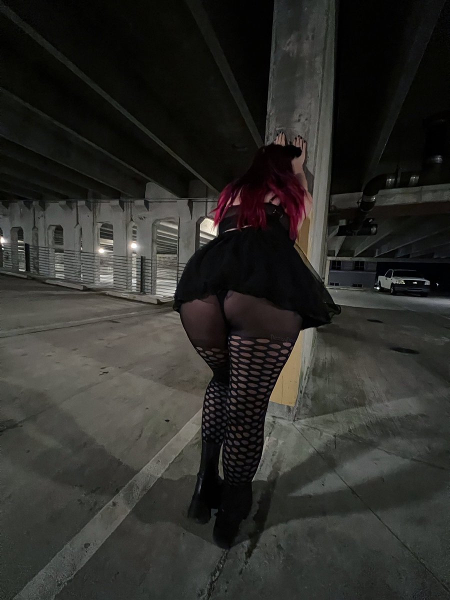 Dezzy Doe tweet media