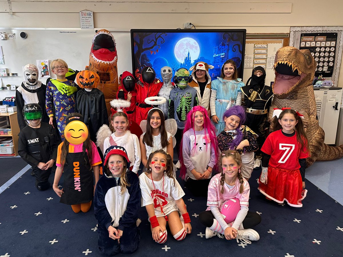 Mrs. D Washington School tweet media