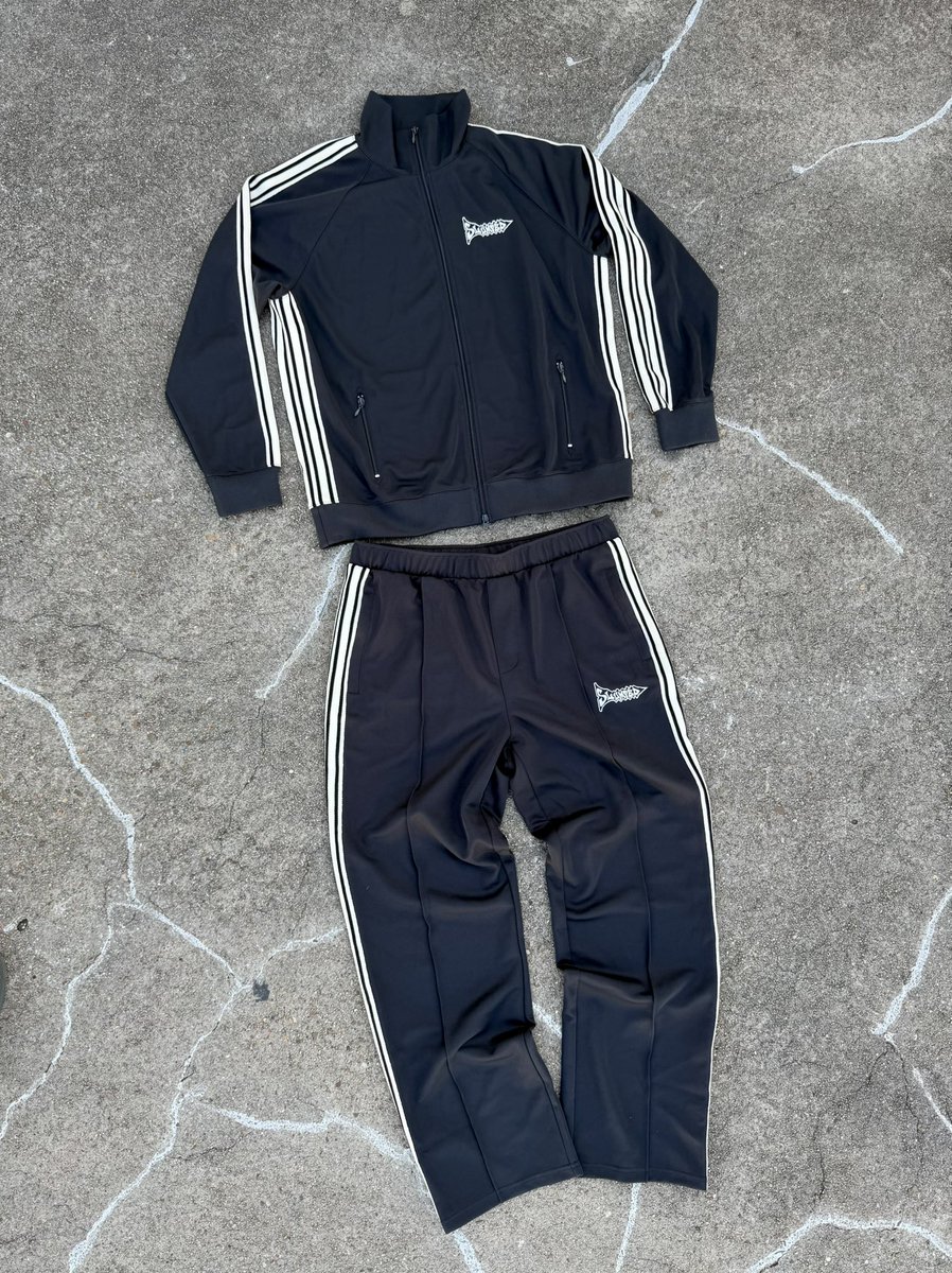 SlumpedBoyz's tweet image. 