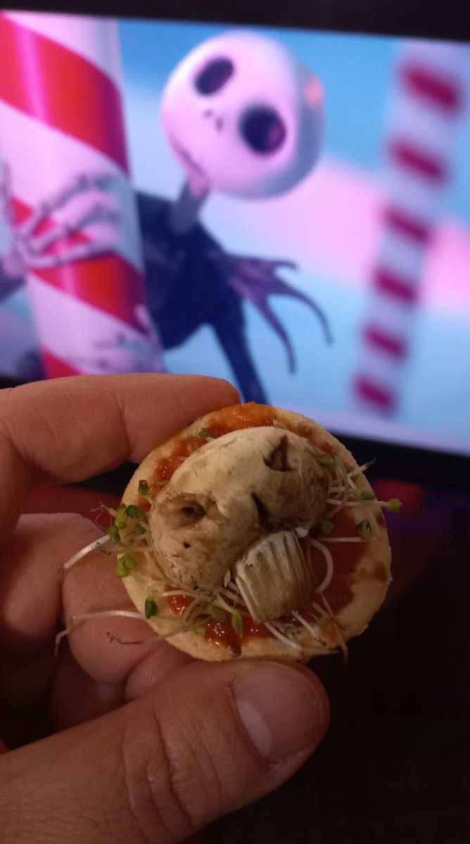 Andysang's tweet image. Películas y Bocadillos...
el mejor día para todos...
#Xtwitter  #Halloween