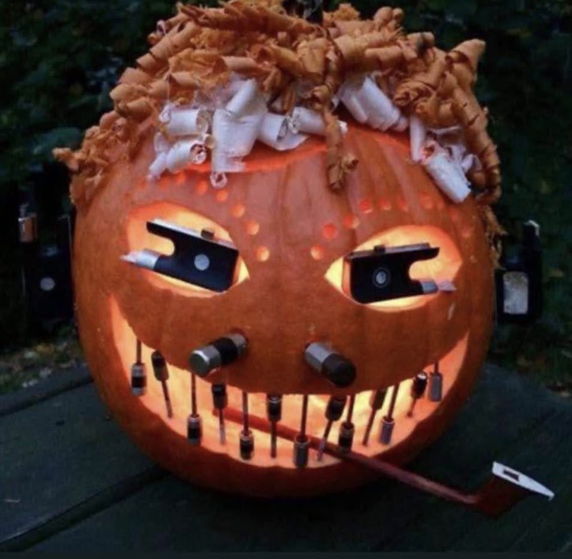 playinglesshurt's tweet image. A pumpkin only a string player could love! #music #strings #halloween