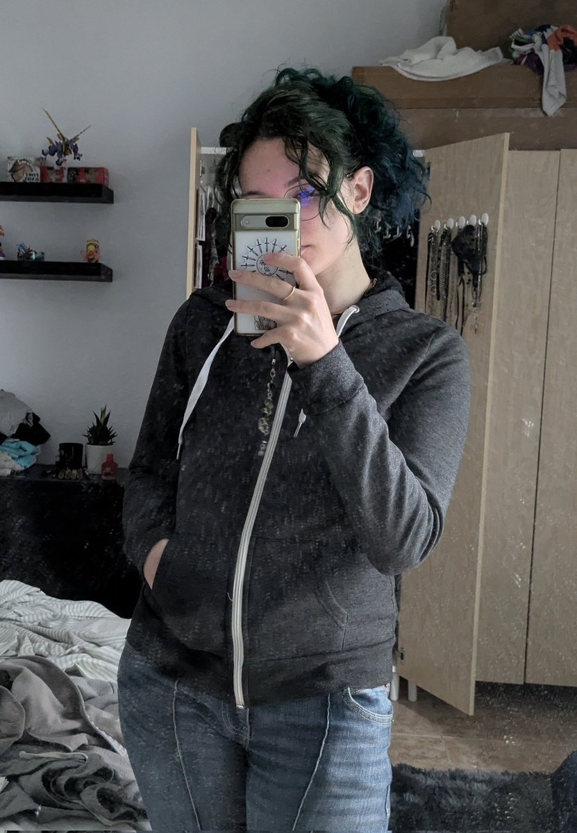 mesenoth's tweet image. Loser cosplay today