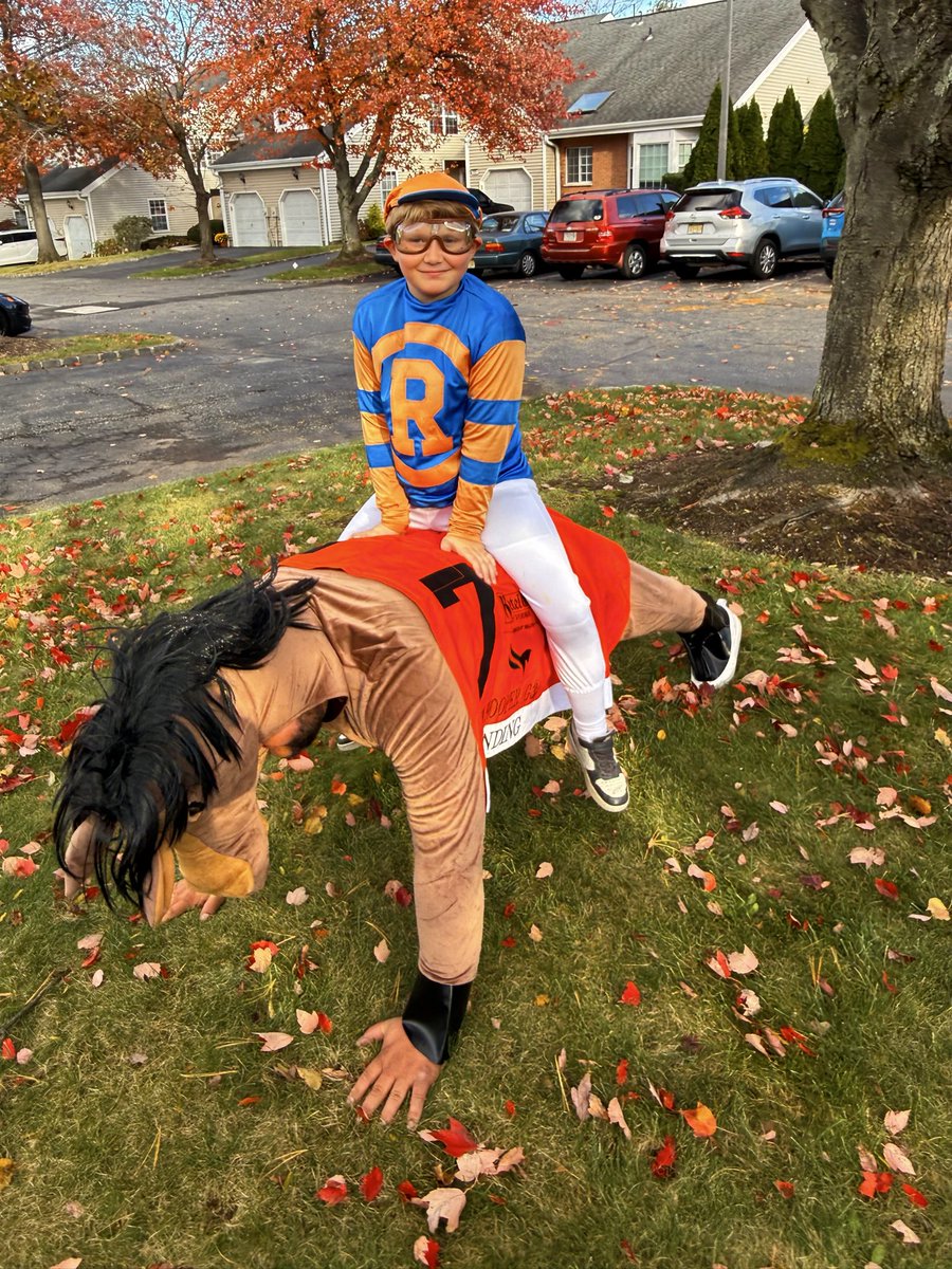 GiddyUpBets tweet media