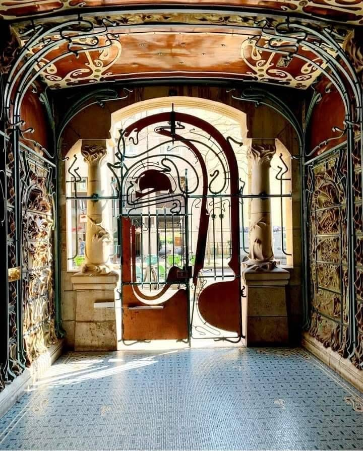 French Art Nouveau. Castel Béranger, Paris 16th district, Paris