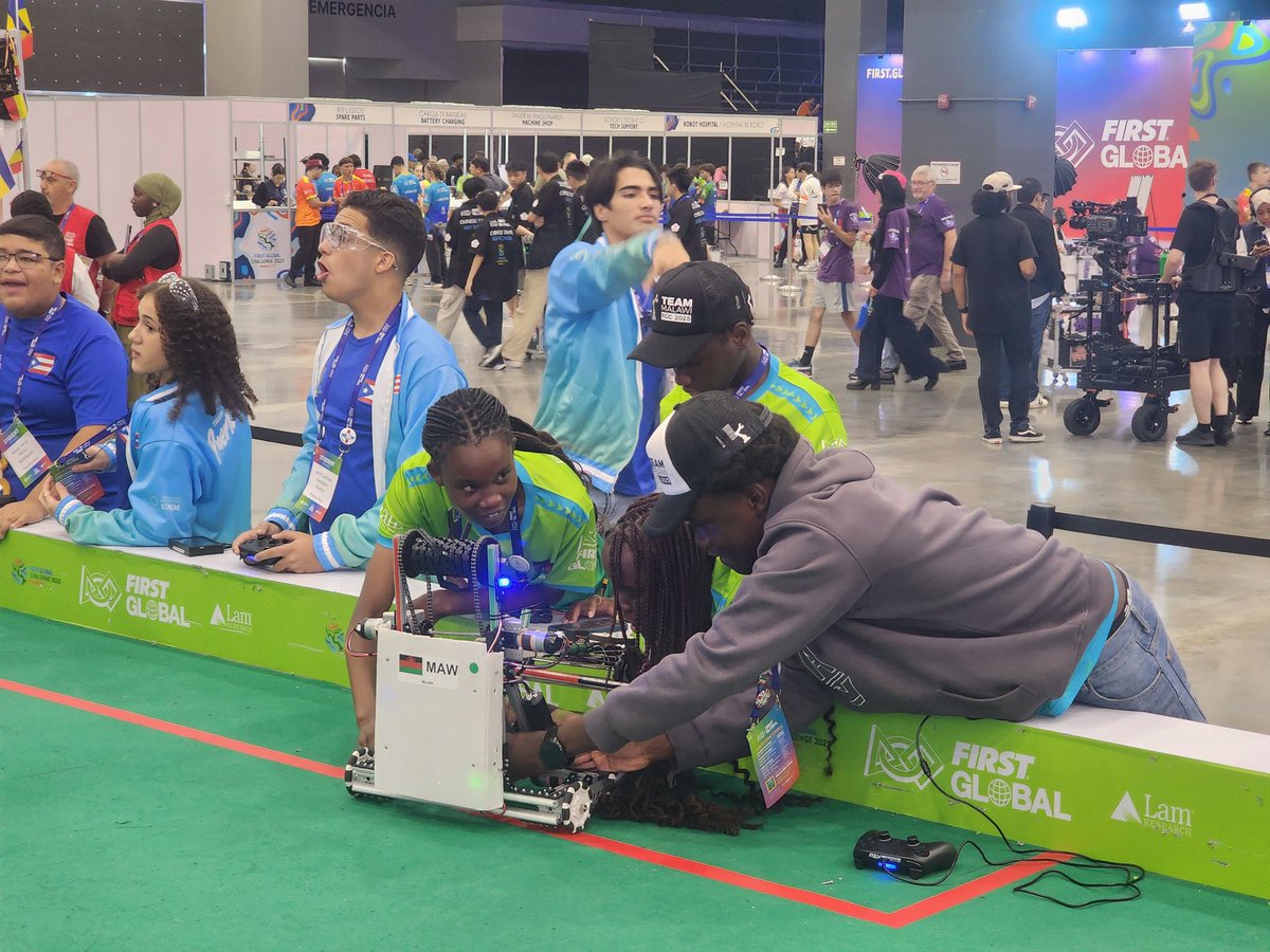 Robotics Foundation Malawi tweet media