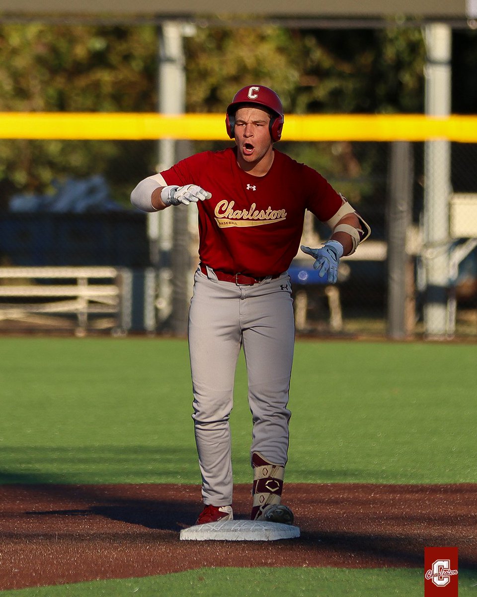 CofCBaseball's tweet image. Three-run 6th and Team Davis leads 9-6!

#TheCollege 🌴⚾️