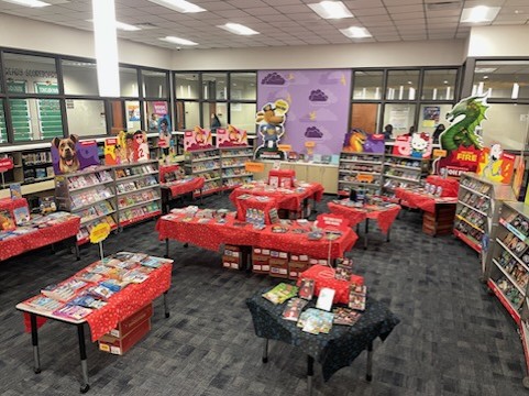 Mata_Library's tweet image. Monday, Nov. 3rd, is the last day to shop at our Book Fair. Come see us from 8:30am-12:30pm! @mataeagles @FamilyCMata @Alief_Libraries #matareads