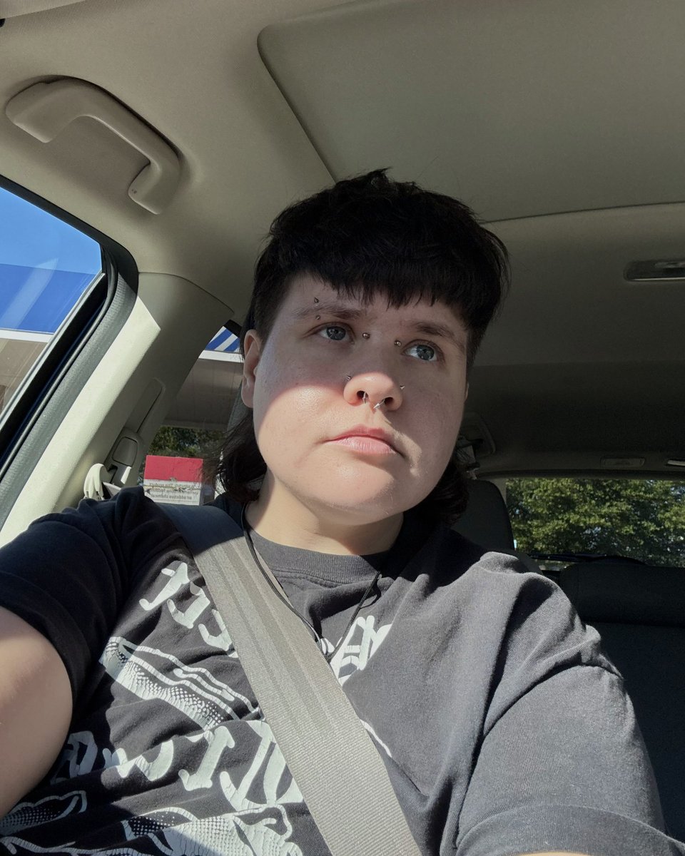 maxi 🏳️‍⚧️ tweet media