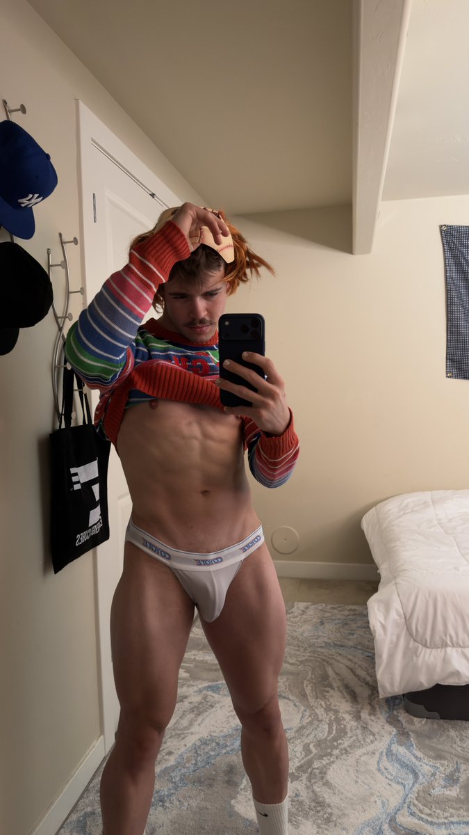 thetafffy's tweet photo. Chucky wants to play😈 https://t.co/6qPbBi5neb