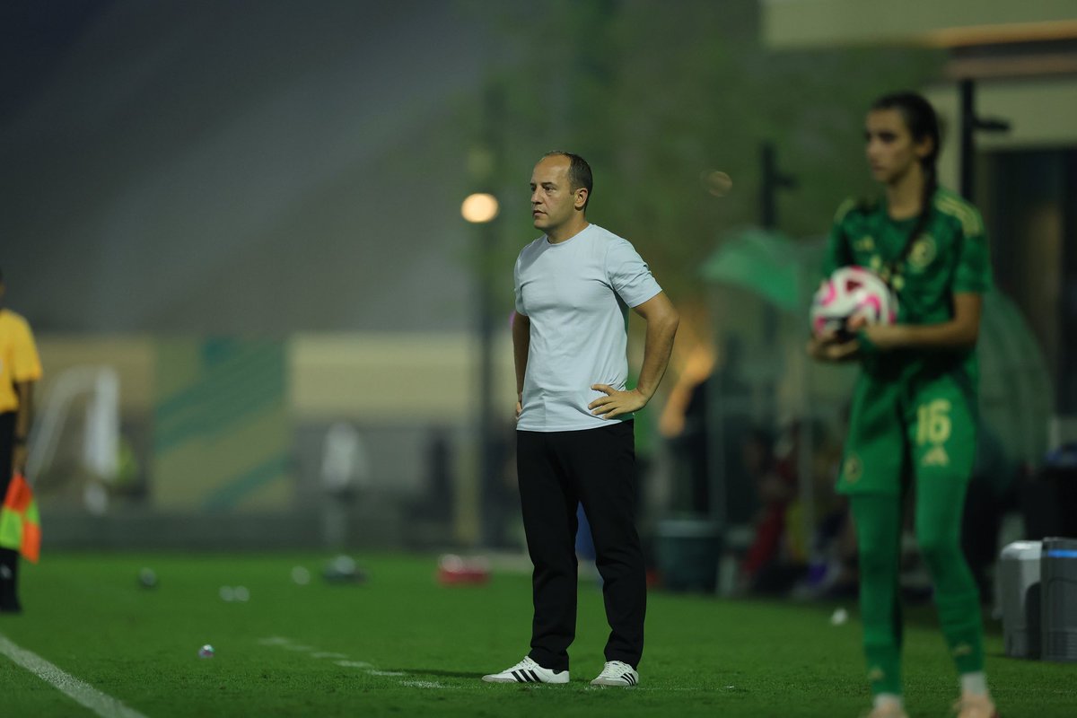 Back home after a great 10 days of work with the team in Abu Dhabi🇦🇪
Two friendlies against Singapore (wins by 1-0 &amp; 5-0) but what matters most goes beyond the results: commitment, intensity, and individual and collective growth🇸🇦
Ready for our next challenge: WAFF Championship💪🏻