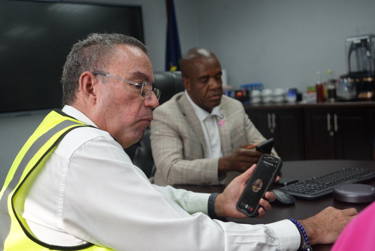 darylvazmp tweet media