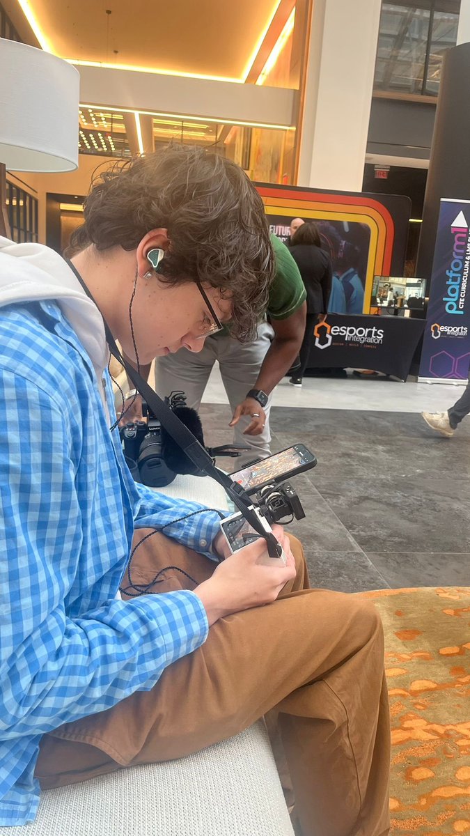 Shaunie's tweet image. Creator Summit Was Dope! (gonna post all the pictures i took of everyone later)