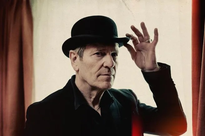 Cet acteur nous salue une dernière fois. Une gueule, une voix, un charisme naturel,bye mr Karyo .
#RIP
#tchekaryo